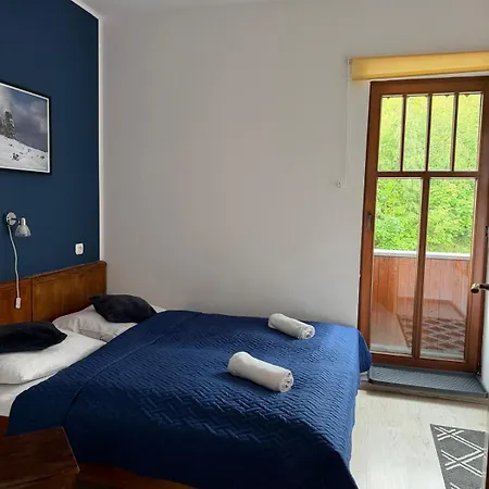 Guest house Izba Pod Sniezka 4*